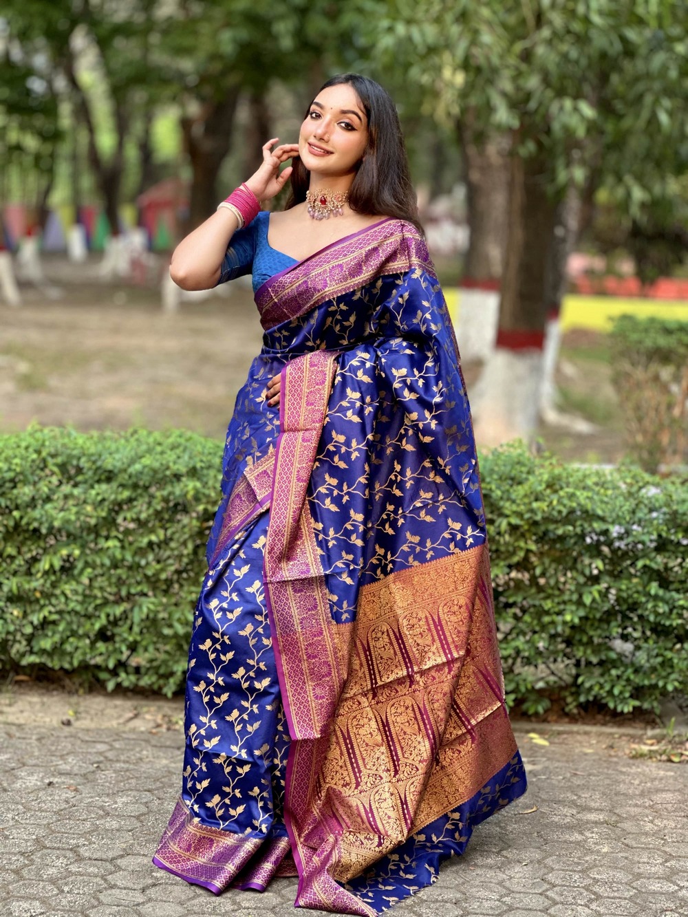 এক্সক্লুসিভ কাতান শাড়ি (3)